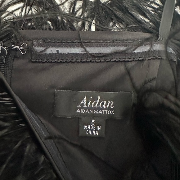 Aidan Mattox Strapless Feather Dress (6) - Picture 11 of 11